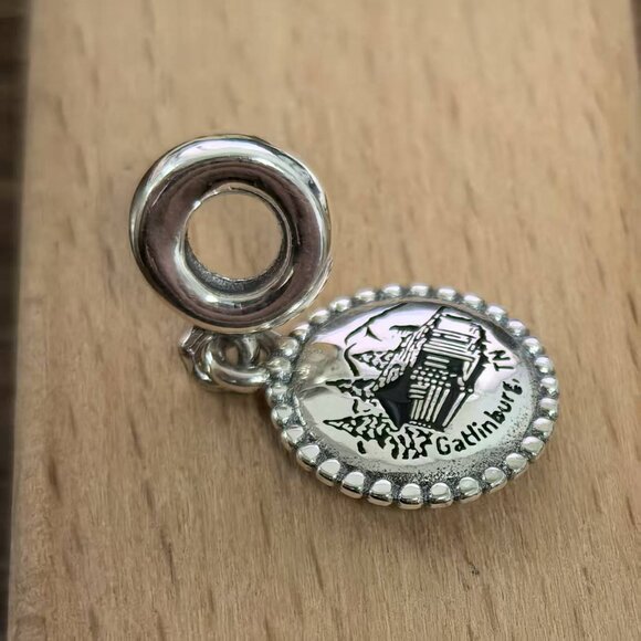Pandora Gatlinburg, Tennessee Exclusive Charm Pendant, S925 Silver Bracelets - Picture 3 of 4